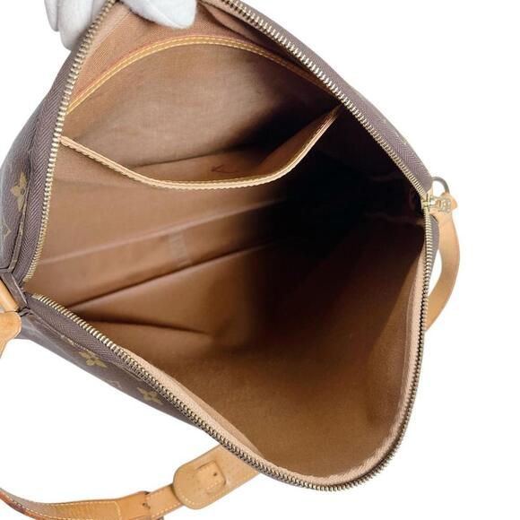 LOUIS VUITTON Brown Monogram Canvas Shoulder Bag - Picture 12 of 16